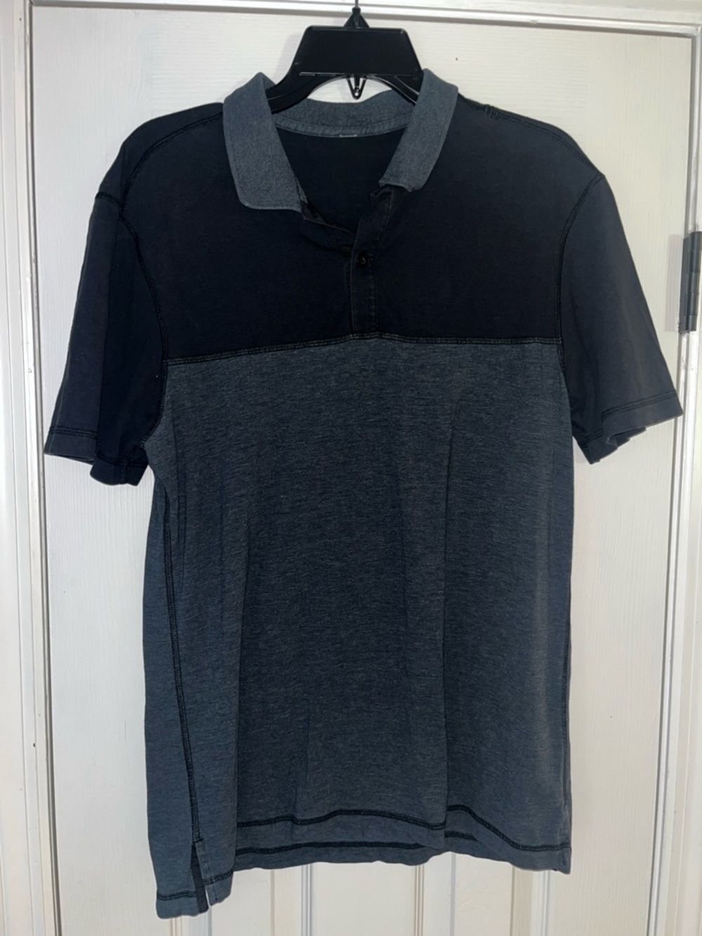 Men's LuluLemon Two-Tone Short Sleeve Polo Shirt - Dark Gray/Black